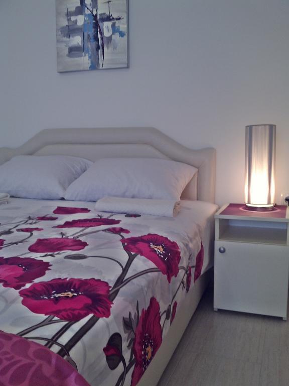 Kotor Kelly Apartments Habitación foto