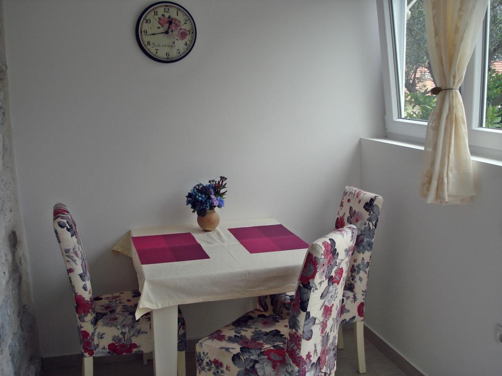 Kotor Kelly Apartments Habitación foto