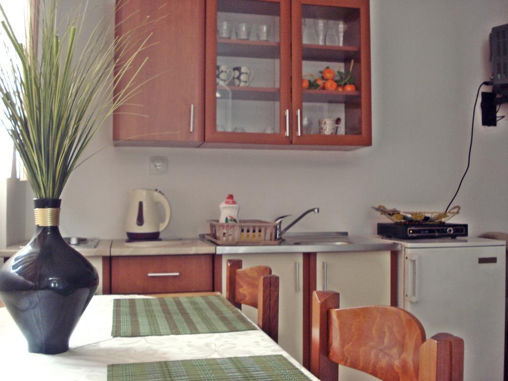 Kotor Kelly Apartments Habitación foto
