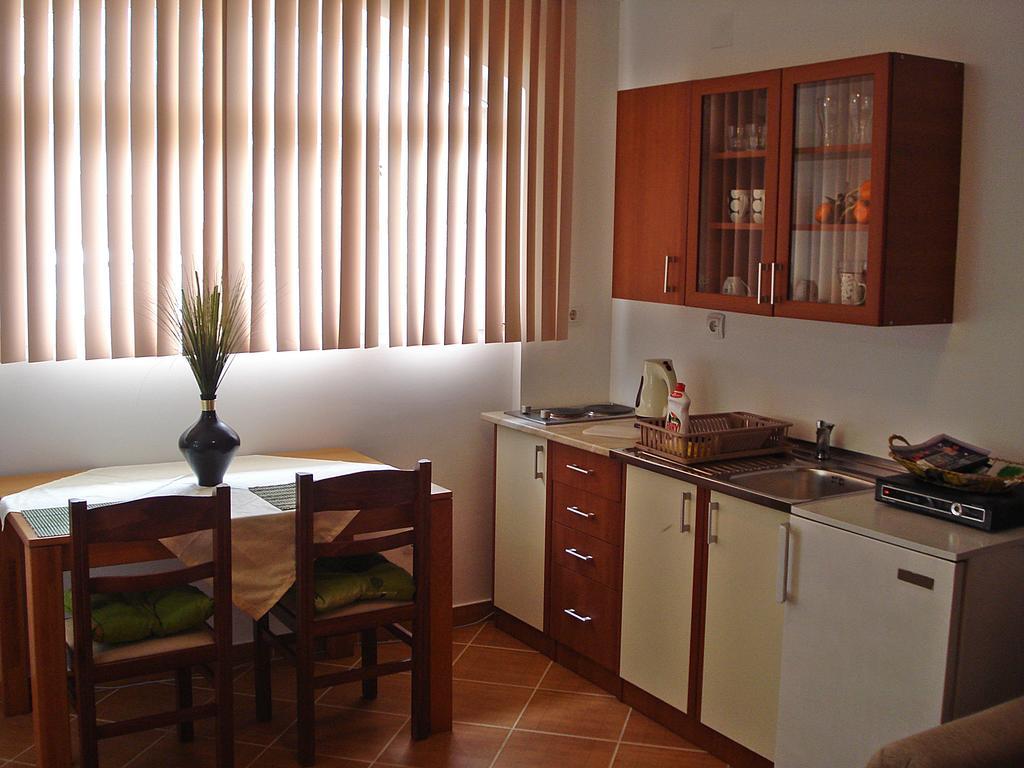 Kotor Kelly Apartments Habitación foto